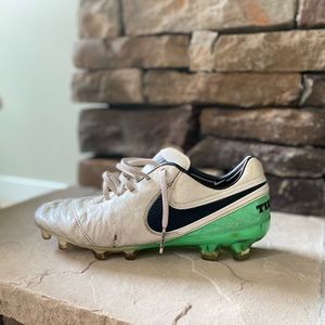 Nike Tiempo Cleats
